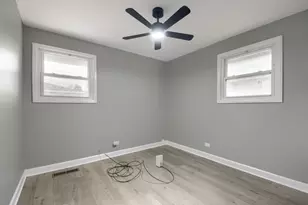15301 Dorchester Ave, Dolton, IL 60419 - Photo 14
