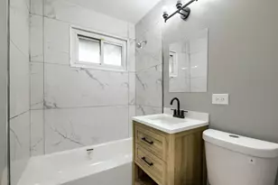 15301 Dorchester Ave, Dolton, IL 60419 - Photo 12