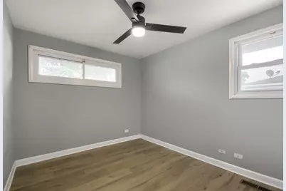 15301 Dorchester Avenue, Dolton, IL 60419 - Photo 10
