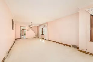 5685 N New Hampshire Ave, Chicago, IL 60631 - Photo 6