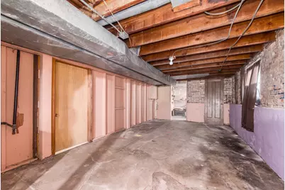 5685 N New Hampshire Avenue, Chicago, IL 60631 - Photo 32