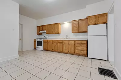 322/324 W. Washington Str W Washington Street, Marengo, IL 60152 - Photo 8
