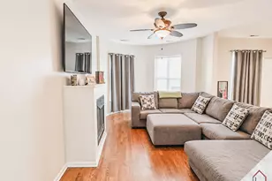 4615 S Michigan Ave, Chicago, IL 60653 - Photo 2