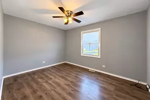 3501 177th St, Country Club Hills, IL 60478 - Photo 8