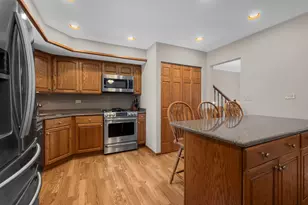 1476 Worden Way, Elk Grove Village, IL 60007 - Photo 12