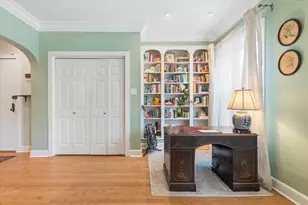 3808 N Pine Grove Ave, Chicago, IL 60613 - Photo 16