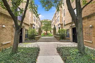 5934 5 N Paulina St, Chicago, IL 60660 - Photo 2