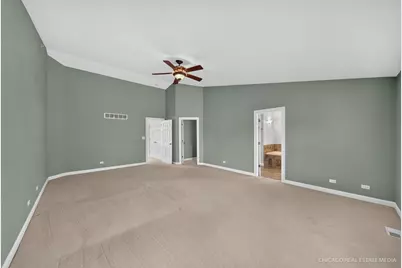 790 Parkview Court, Glen Ellyn, IL 60137 - Photo 18