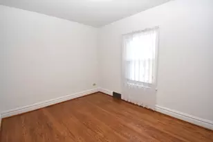 2918 N 74th Ave, Elmwood Park, IL 60707 - Photo 12