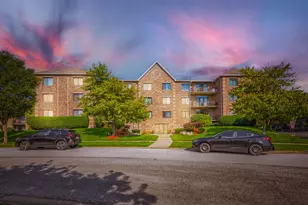 11035 Deblin Ln, Oak Lawn, IL 60453 - Photo 1