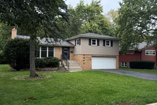 864 Bittersweet Dr, Northbrook, IL 60062 - Photo 1