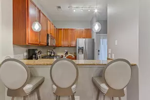 1942 S Prairie St, Chicago, IL 60616 - Photo 8