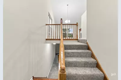 2656 S Cedar Glen Drive, Arlington Heights, IL 60005 - Photo 2