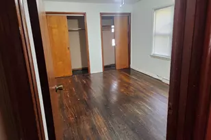 458 E 109th St, Chicago, IL 60628 - Photo 6