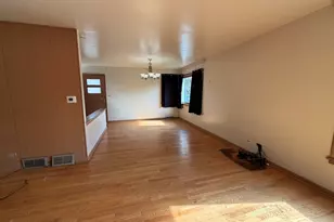 7940 W Executive Ct, Norridge, IL 60706 - Photo 8