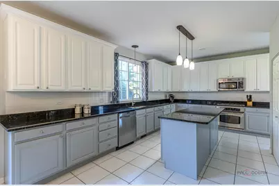 568 Crooked Stick Court, Vernon Hills, IL 60061 - Photo 18
