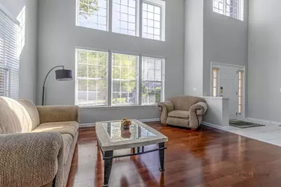 568 Crooked Stick Court, Vernon Hills, IL 60061 - Photo 10