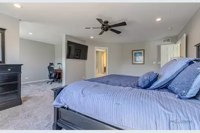 568 Crooked Stick Court, Vernon Hills, IL 60061 - Photo 32