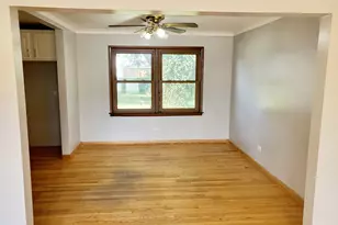 10312 S Kenneth Ave, Oak Lawn, IL 60453 - Photo 6