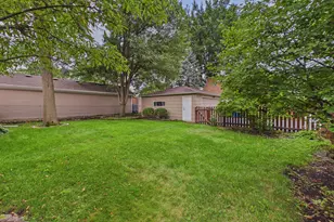 520 N Eastwood Ave, Mount Prospect, IL 60056 - Photo 24