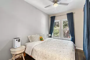 4857 N Lawndale Ave, Chicago, IL 60625 - Photo 8