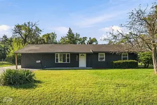 4671 185th Pl, Country Club Hills, IL 60478 - Photo 1
