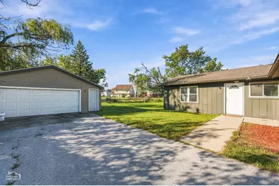 4671 185th Place, Country Club Hills, IL 60478 - Photo 4