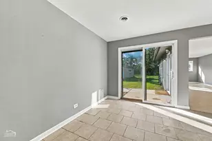 4671 185th Pl, Country Club Hills, IL 60478 - Photo 12