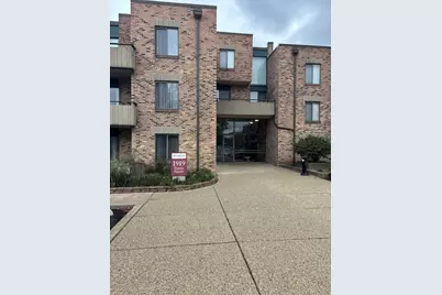 1919 Prairie Square #32, Schaumburg, IL 60173 - Photo 1