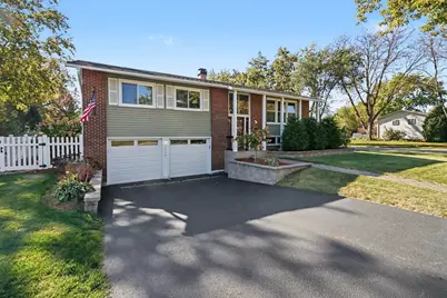 6808 Woodridge Drive, Woodridge, IL 60517 - Photo 2