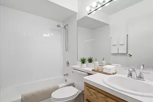 20 N Tower Rd, Oak Brook, IL 60523 - Photo 12