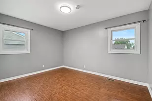 614 Oriole Dr, Streamwood, IL 60107 - Photo 14