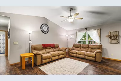 5508 Reidenbach Road, South Beloit, IL 61080 - Photo 6