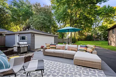 305 Wilshire Drive W, Wilmette, IL 60091 - Photo 24
