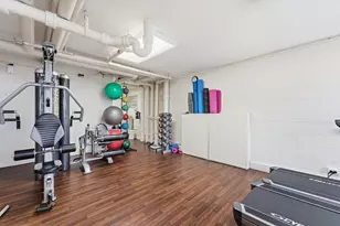 100 E Walton St, Chicago, IL 60611 - Photo 14