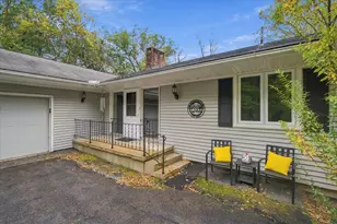 27 Carribean Dr, Putnam, IL 61560 - Photo 1