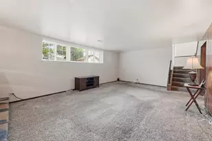 218 Desmond Dr, Schaumburg, IL 60193 - Photo 24