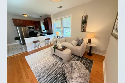 4201 N Sawyer Avenue #2, Chicago, IL 60618 - Photo 2