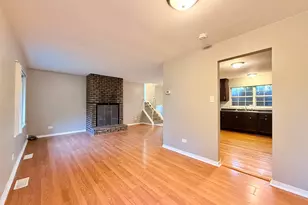 3515 Bordeaux Ct, Hazel Crest, IL 60429 - Photo 6