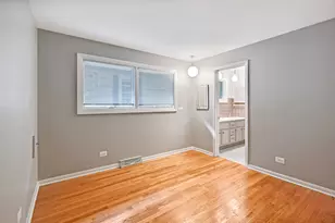 809 N Madison St, Hinsdale, IL 60521 - Photo 18