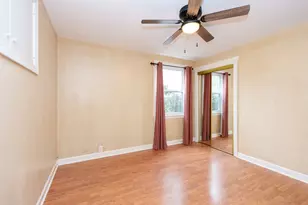625 S 2nd St, West Dundee, IL 60118 - Photo 10