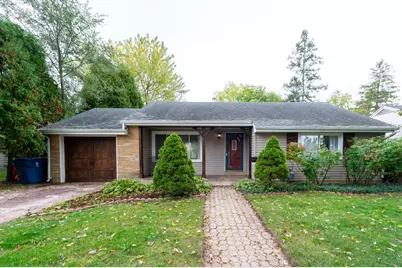 625 S 2nd Street, West Dundee, IL 60118 - Photo 1