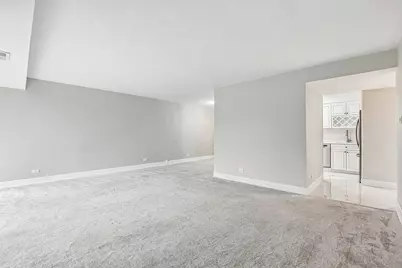 1301 N Western Avenue #231, Lake Forest, IL 60045 - Photo 6