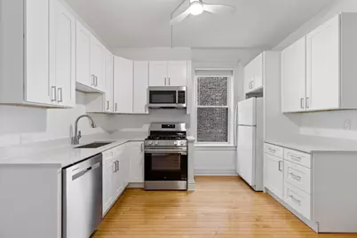 3746 N Lakewood Avenue #2, Chicago, IL 60613 - Photo 8