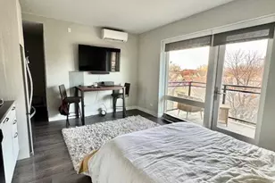2407 W Eastwood Ave, Chicago, IL 60625 - Photo 6