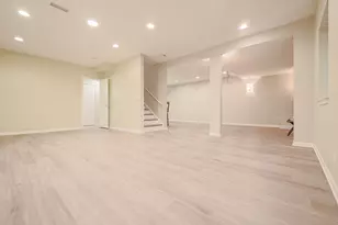 105 Rosewood Dr, Streamwood, IL 60107 - Photo 34
