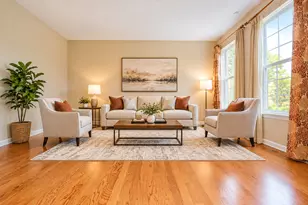 105 Rosewood Dr, Streamwood, IL 60107 - Photo 6