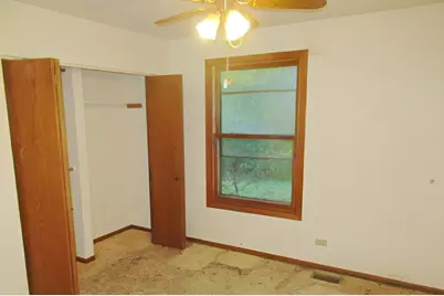 10306 Saddlebred Trail, Woodstock, IL 60098 - Photo 6