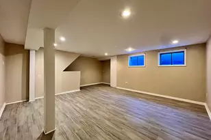 5025 Suffield Ct, Skokie, IL 60077 - Photo 12