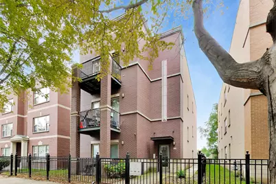 1149 W Washburne Avenue #301, Chicago, IL 60608 - Photo 1